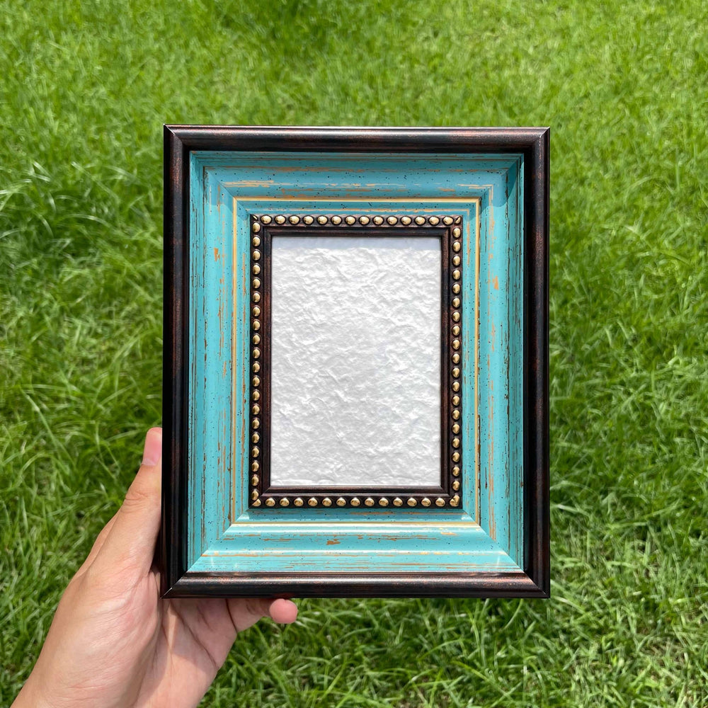 Magnetic Vintage Display Frame for Pet Figurine - PetPalsDIY