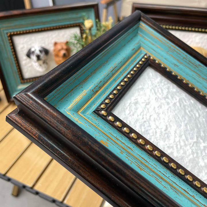 Magnetic Vintage Display Frame for Pet Figurine - PetPalsDIY